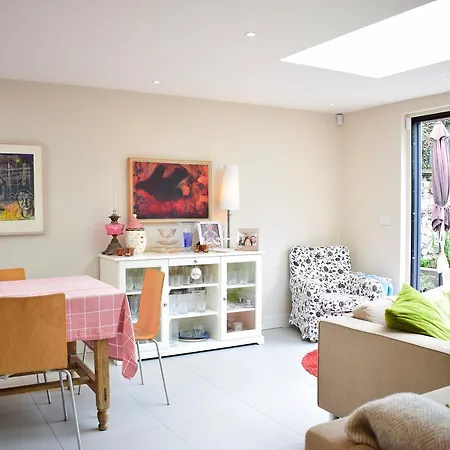 2 Bedroom Townhouse In City Centre アパート *