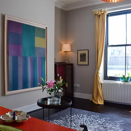 2 Bedroom Townhouse In City Centre Apartamento *