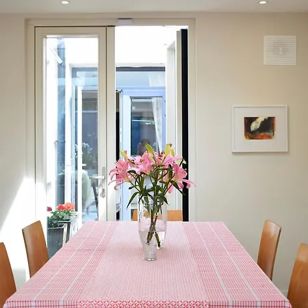 2 Bedroom Townhouse In City Centre アパート *