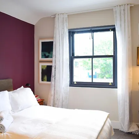 2 Bedroom Townhouse In City Centre *
